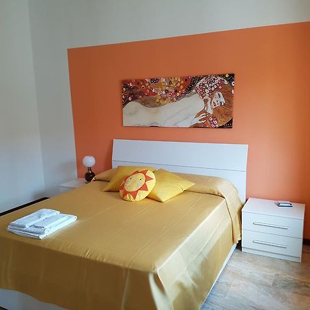 B&B Soleluna Massa Fiscaglia Eksteriør billede